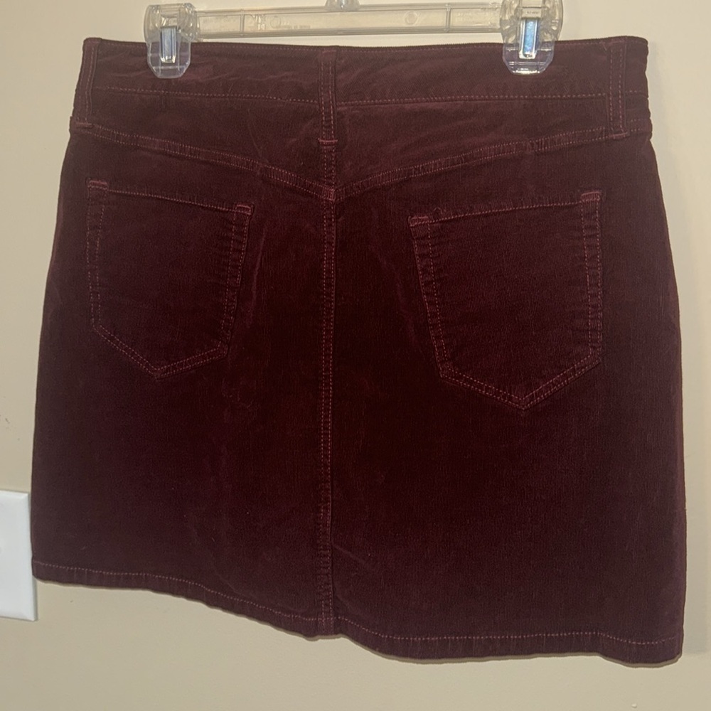 Burgundy Corduroy Short Skirt by Market& Spruce - Size Petite 12 - Picture 4 of 7